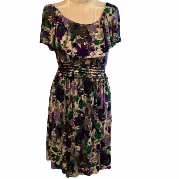 Small Elle Sleeveless dress - Picture 1 of 6